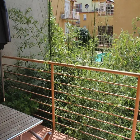 Mandarin Wellness Apartment